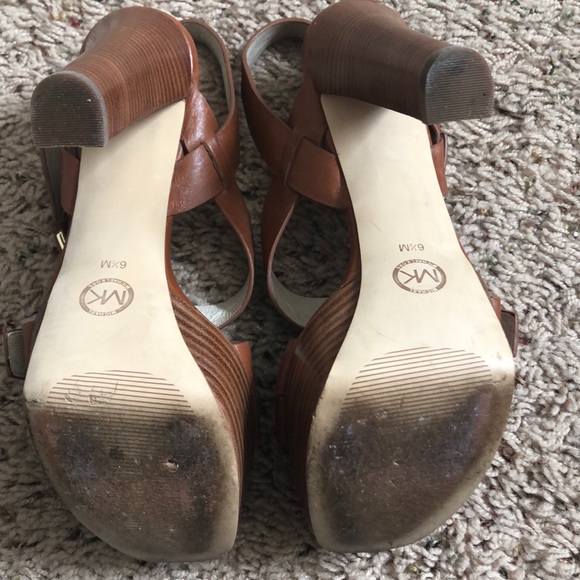 Authentic MICHAEL Michael Kors heels. - Picture 5 of 7
